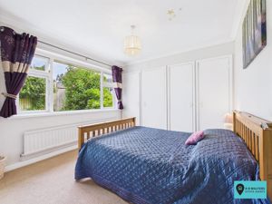 Bedroom- click for photo gallery